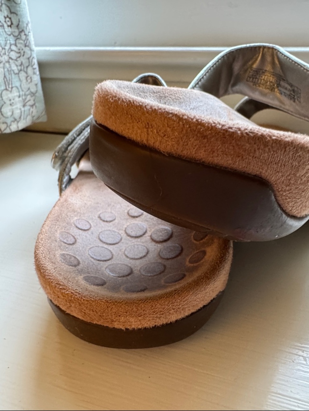 ✨ VIONIC Randi Sandals ✨ - Picture 8 of 10